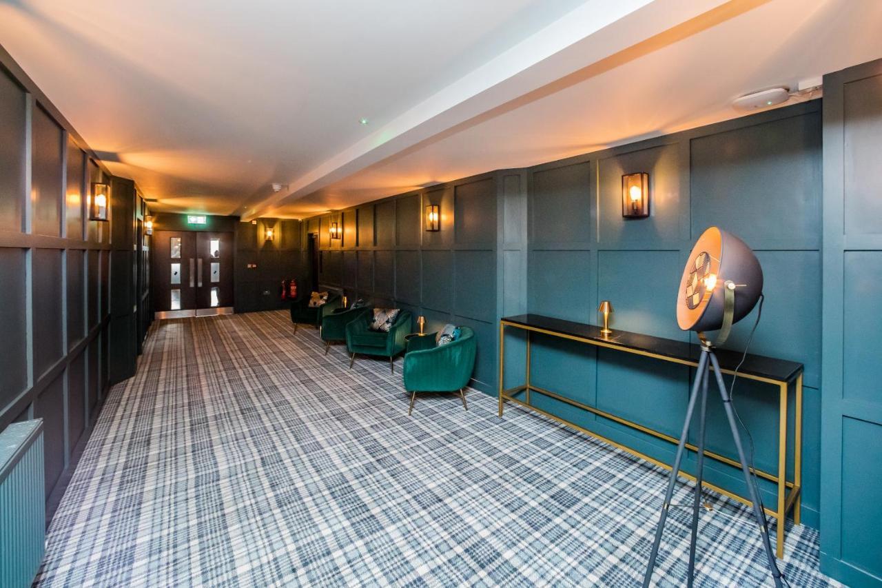 Hotel Stay Hotel *